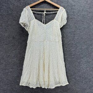 NoBo Dress Women Beige Geometric Crochet